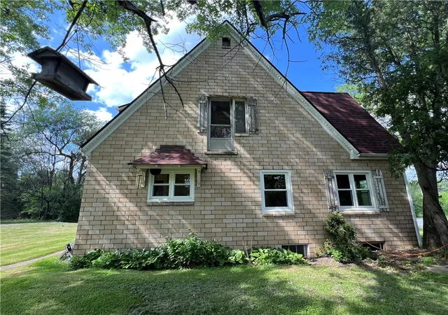 Homes for sale in Penn Twp, PA | 368 Pittsburgh Road, Penn Twp, PA 16002 | MLS# 1740053