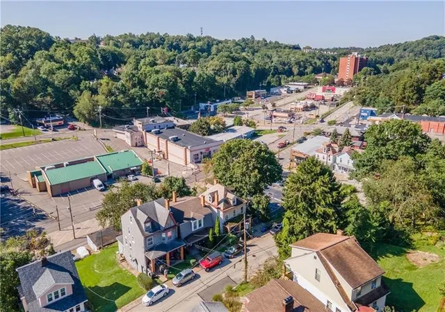 Listing Photo 3 - Condo for sale in building located at 133 Glenmore Ave, Pittsburgh, PA 15229