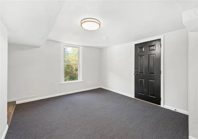 Listing Photo 5 - Condo for sale in building located at 133 Glenmore Ave, Pittsburgh, PA 15229