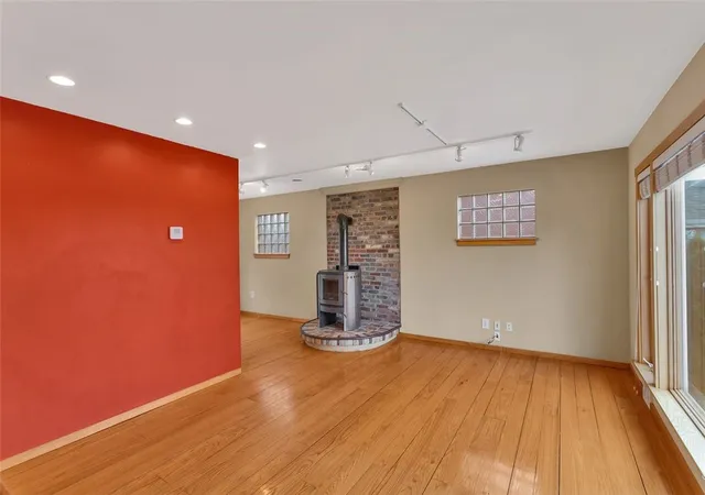 Photo 3 of Single family home for sale at 8020 Lloyd Ave, Pittsburgh, PA 15218 | MLS# 1740541 | Listing updated on 2026-04-12