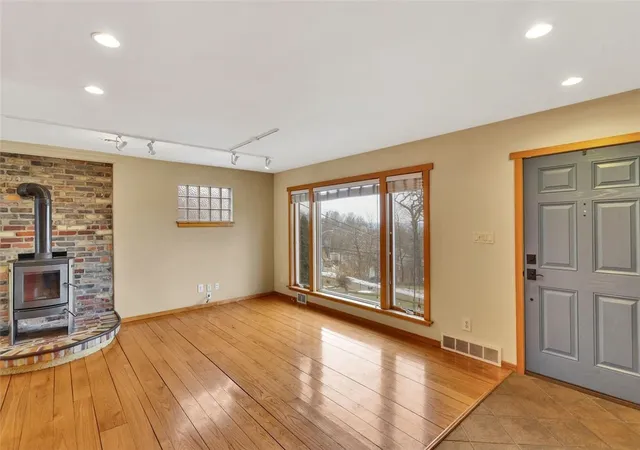 Photo 3 of Single family home for sale at 8020 Lloyd Ave, Pittsburgh, PA 15218 | MLS# 1740541 | Listing updated on 2026-04-12
