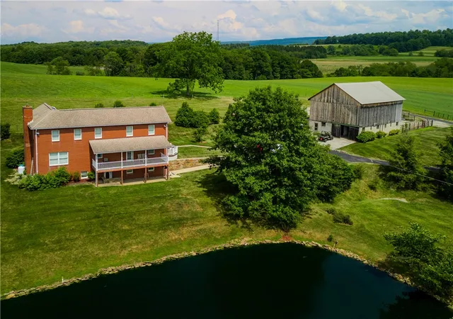 Homes for sale in Ligonier, PA | 440 Owl Hollow Road, Ligonier, PA 15658 | MLS# 1740408