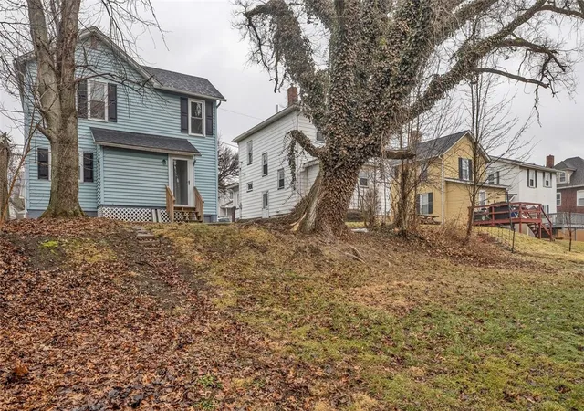 26th image of 641 1st Ave, Ellwood City, PA 16117 | MLS# 1740588