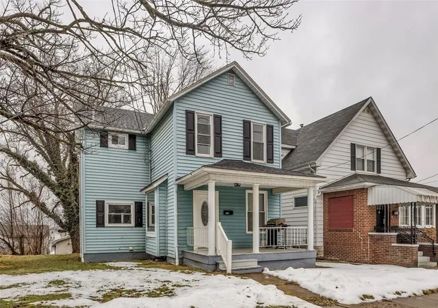 2nd image of 641 1st Ave, Ellwood City, PA 16117 | MLS# 1740588
