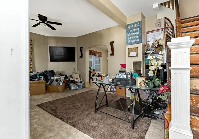 Photo 2 of Single family home for sale at 975 Thompson Ave, Donora, PA 15033 | MLS# 1740272 | Listing updated on 2026-07-22