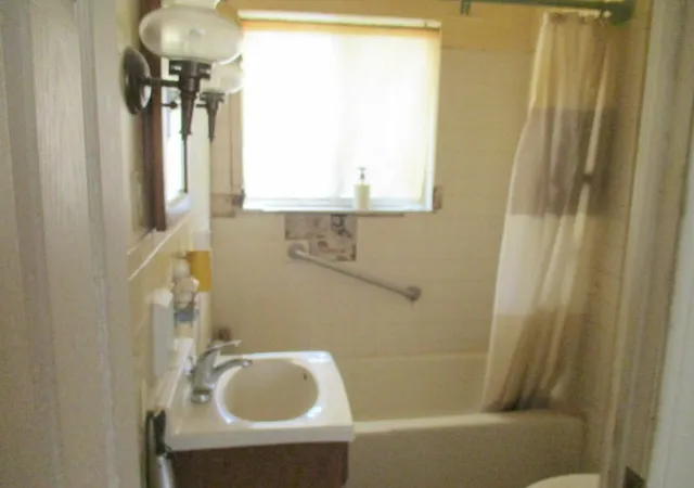 8th image of 289 Clay Street, Rochester, PA 15074 | MLS# 1740627
