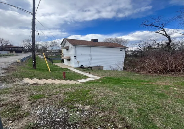 Photo 2 of Single family home for sale at 1360 Center St, Mc Kees Rocks, PA 15136 | MLS# 1740607 | Listing updated on 2026-07-23