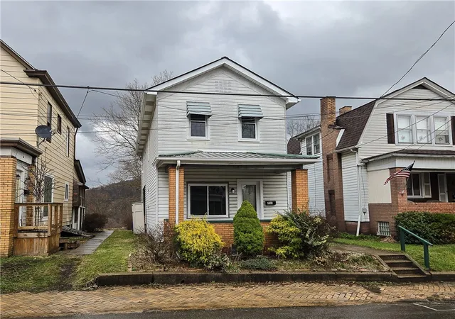 1st image of 731 Penn Ave, New Brighton, PA 15066 | MLS# 1740756