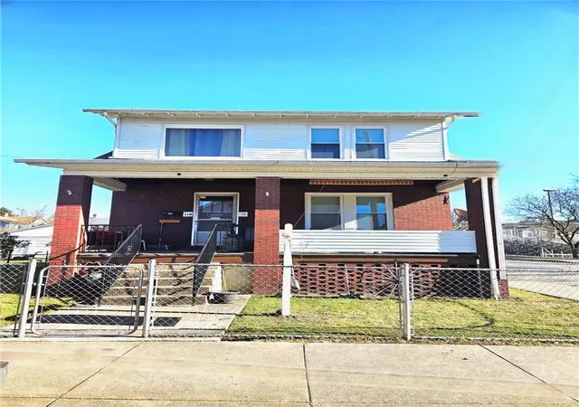 Homes for sale in Jeannette, PA | 118 S 12th Street, Jeannette, PA 15644 | MLS# 1740562