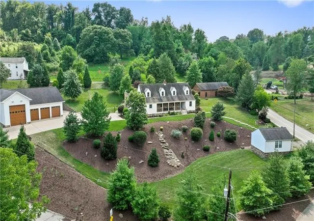 2nd image of 6050 Walton Rd, Finleyville, PA 15332 | MLS# 1740764