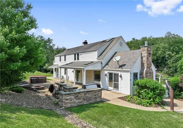 3rd image of 6050 Walton Rd, Finleyville, PA 15332 | MLS# 1740764