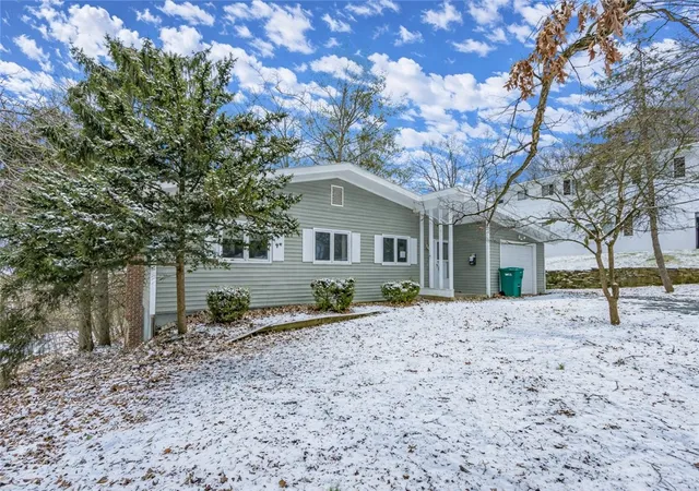 Photo 3 of Single family home for sale at 1180 Chestnut St, Indiana, PA 15701 | MLS# 1740896 | Listing updated on 2026-04-22