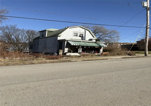 Photo 1 of Single family home for sale at 6455 Dean St, Pittsburgh, PA 15206 | MLS# 1740692 | Listing updated on 2026-03-11