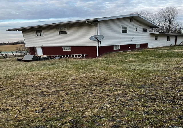 Photo 3 of Sale Pending at 343 Vanderbilt Rd, Connellsville, PA 15425 | MLS# 1740508 | Listing updated on 2026-06-02