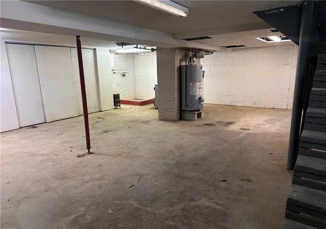 44th image of 26 S Main Street, Houston, PA 15342 | MLS# 1740755