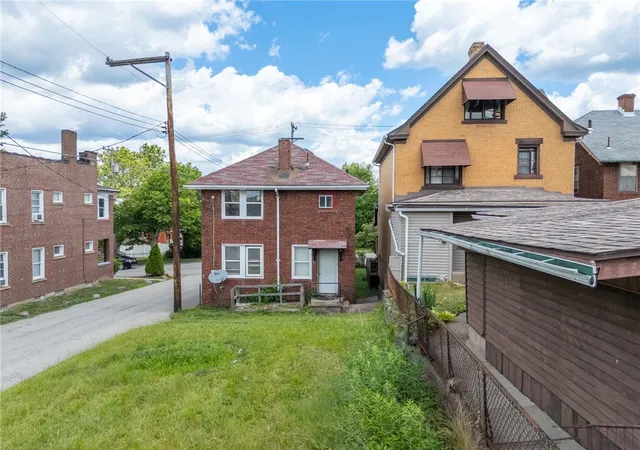 Homes for sale in Munhall, PA | 1910 Maple, Munhall, PA 15120 | MLS# 1740802