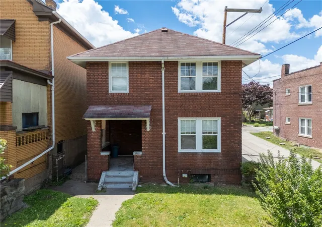 Homes for sale in Munhall, PA | 1910 Maple, Munhall, PA 15120 | MLS# 1740802