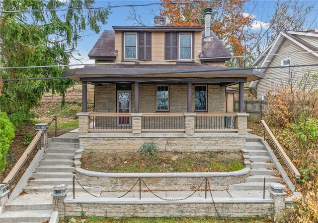 Photo 2 of Single family home for sale at 2905 Belleville St, Castle Shannon, PA 15234 | MLS# 1740760 | Listing updated on 2026-07-31