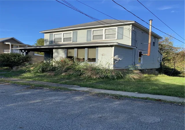 Homes for sale in Clarksville, PA | 384 Market St, Clarksville, PA 15322 | MLS# 1740988