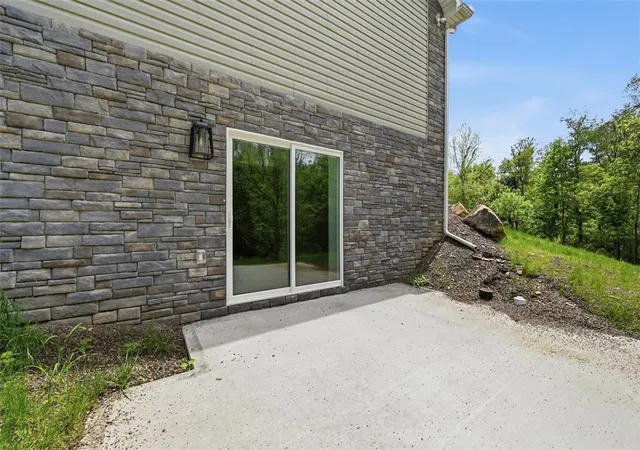 Homes for sale in New Kensington, PA | 5149 Watters Road, New Kensington, PA 15068 | MLS# 1741007