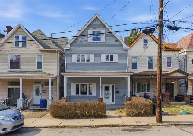 Homes for sale in Sheraden, PA | 1344 Pritchard St, Sheraden, PA 15204 | MLS# 1741341