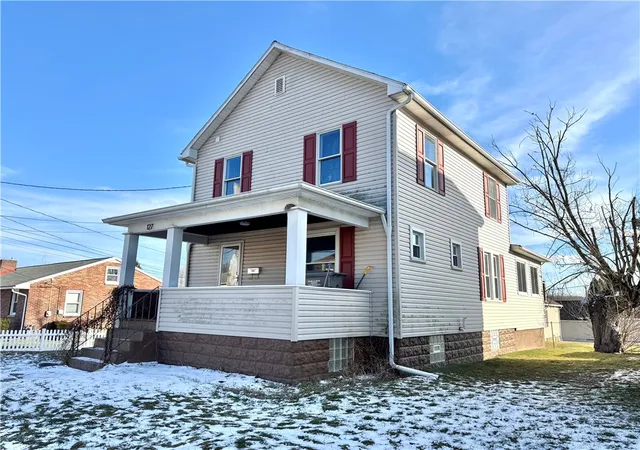 2nd image of 127 Hazel Ave, Ellwood City, PA 16117 | MLS# 1741258