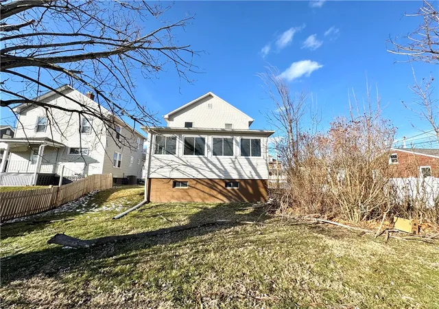 5th image of 127 Hazel Ave, Ellwood City, PA 16117 | MLS# 1741258