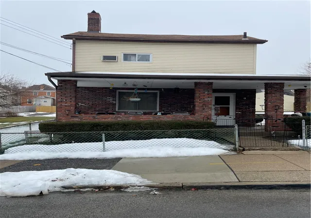 Homes for sale in Homestead, PA | 1600 Mcclure St, Homestead, PA 15120 | MLS# 1741080