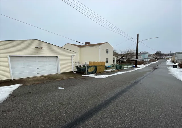 Homes for sale in Homestead, PA | 1600 Mcclure St, Homestead, PA 15120 | MLS# 1741080