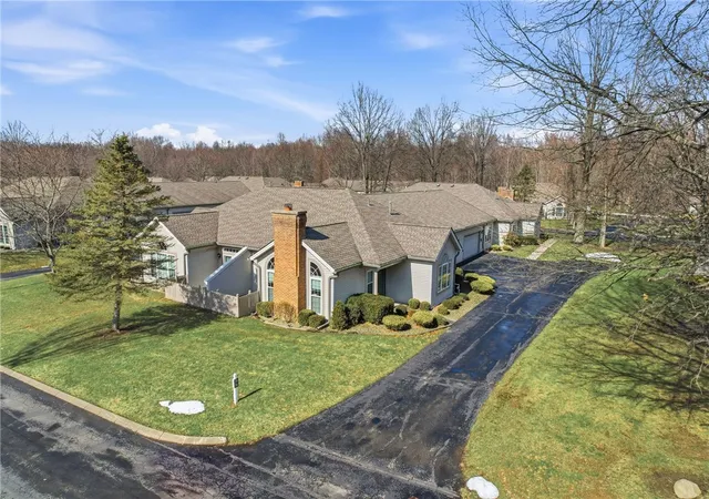 Homes for sale in Hermitage, PA | 76 Stone Ridge Blvd, Hermitage, PA 16148 | MLS# 1741447