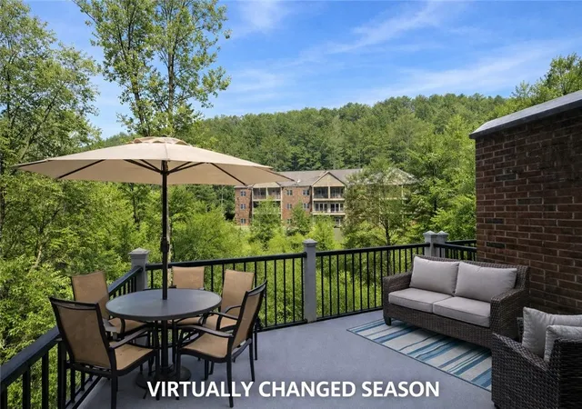 2nd image of 815 Village Dr, Mc Candless, PA 15237 | MLS# 1741624