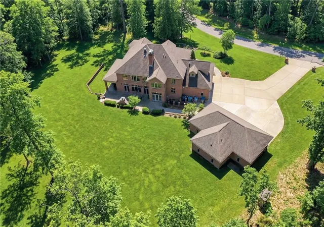 Photo 2 of Single family home for sale at 1653 Chapel Ridge, Adams Twp, PA 16046 | MLS# 1741489 | Listing updated on 2026-07-20
