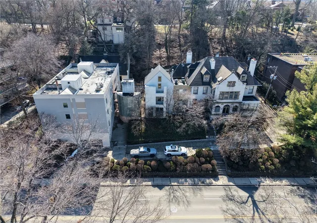 4th image of 5030 5Th Ave #213, Shadyside, PA 15232 | MLS# 1741687