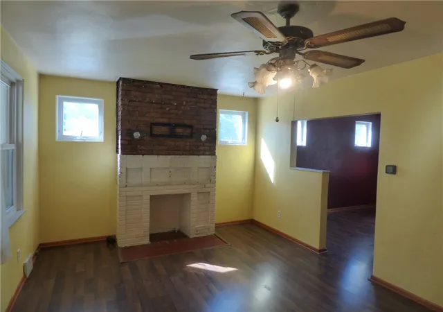 Photo 3 of Single family home for sale at 3420 Middletown Rd, Crafton Heights, PA 15204 | MLS# 1741720 | Listing updated on 2026-08-28