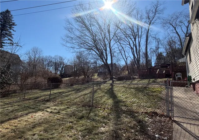Photo 3 of Single family home for sale at 143 Whitestown Rd, Twp Of But Sw, PA 16045 | MLS# 1741726 | Listing updated on 2026-05-19