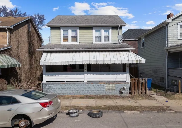Photo 1 of Single family home for sale at 1513 Hays St, Homestead, PA 15120 | MLS# 1741729 | Listing updated on 2026-06-10