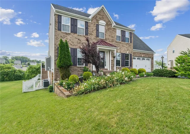 Photo 3 of Single family home for sale at 107 Vista Ct, North Fayette, PA 15071 | MLS# 1741827 | Listing updated on 2026-07-03