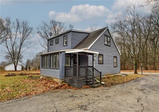 Photo 2 of Sale Pending at 5782 N Edinburg Rd, Mahoning Twp, PA 16116 | MLS# 1741758 | Listing updated on 2026-07-19