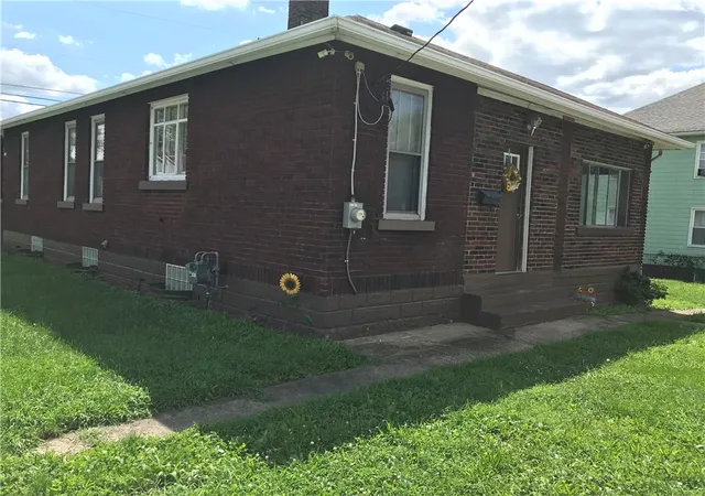 Photo 2 of Single family home for sale at 1404 Aetna St, Connellsville, PA 15425 | MLS# 1741963 | Listing updated on 2026-09-01