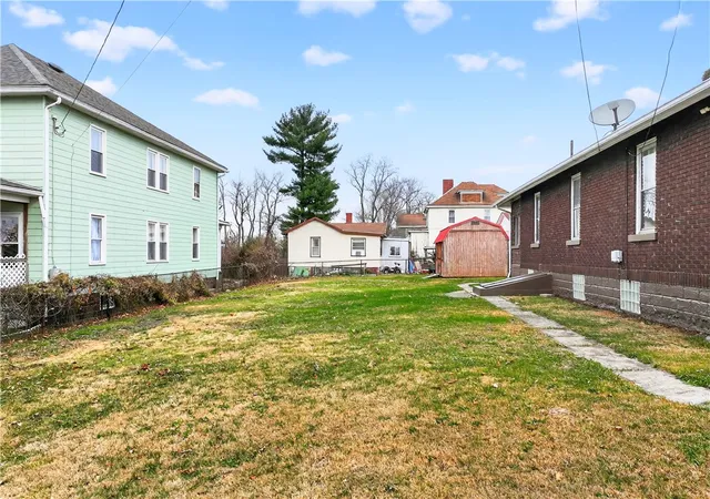 Homes for sale in Connellsville, PA | 1404 Aetna St, Connellsville, PA 15425 | MLS# 1741963