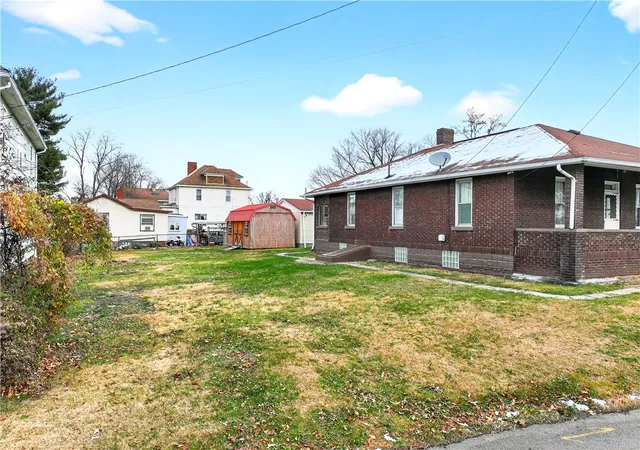 Homes for sale in Connellsville, PA | 1404 Aetna St, Connellsville, PA 15425 | MLS# 1741963