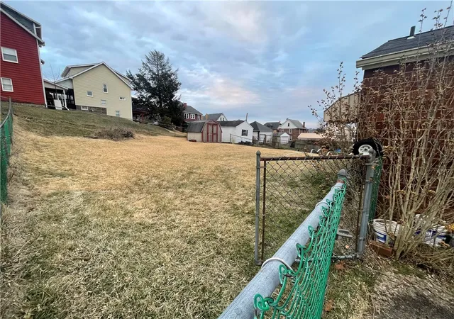 2nd image of 417 N 6th Ave, City Of But Nw, PA 16001 | MLS# 1741947