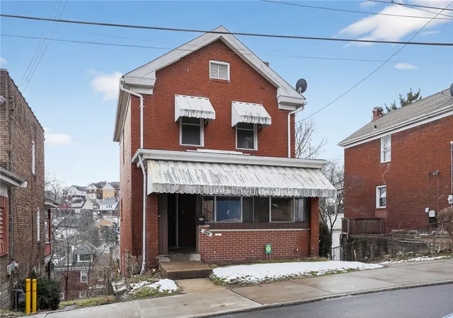 1st image of 2930 Pyramid Ave, Brentwood, PA 15227 | MLS# 1742006