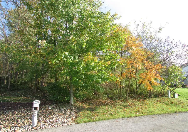 4th image of 0 Oliver Dr, Forward Twp, PA 15037 | MLS# 1742230