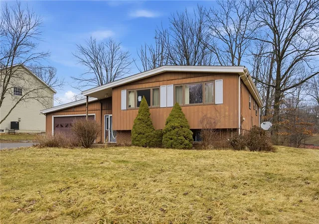 2nd image of 103 Lovi Rd, Ambridge, PA 15005 | MLS# 1742268