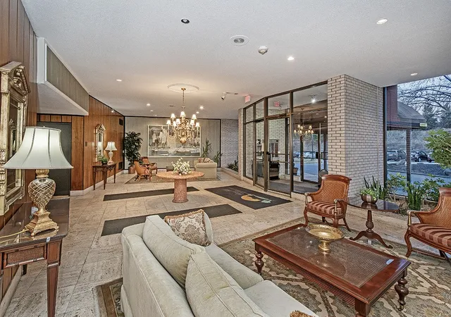 Photo 2 of Condo for sale at 1160 Bower Hl Rd #506A, Pittsburgh, PA 15243 | MLS# 1741935 | Listing updated on 2026-07-17