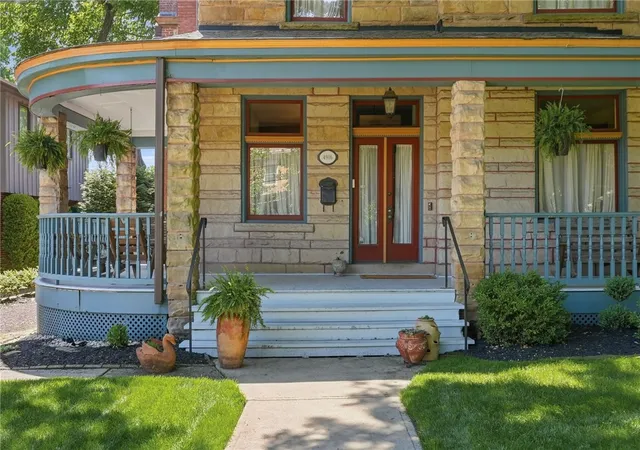 2nd image of 4916 Wallingford St, Shadyside, PA 15213 | MLS# 1742484