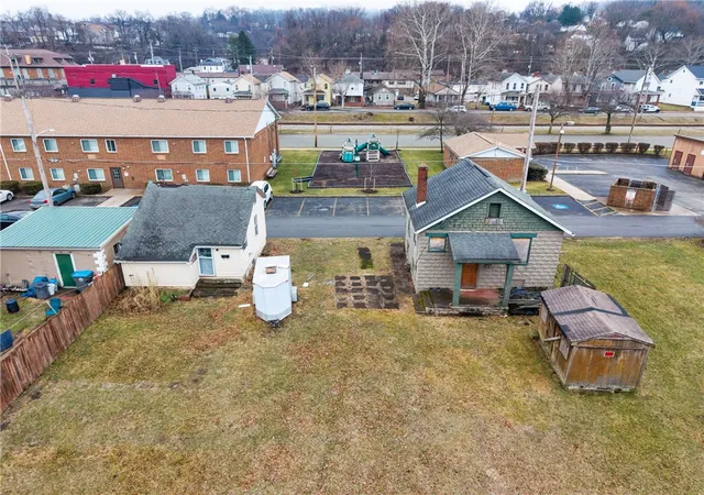 Homes for sale in Verona, PA | 532,534,536 Penn St, Verona, PA 15147 | MLS# 1742631