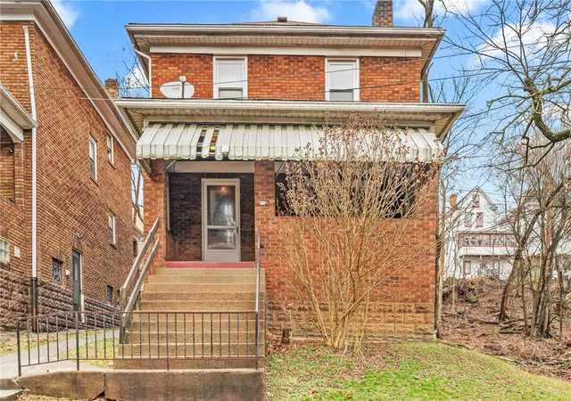 Photo 1 of Single family home for sale at 302 Platt Ave, Pittsburgh, PA 15216 | MLS# 1742341 | Listing updated on 2026-07-08