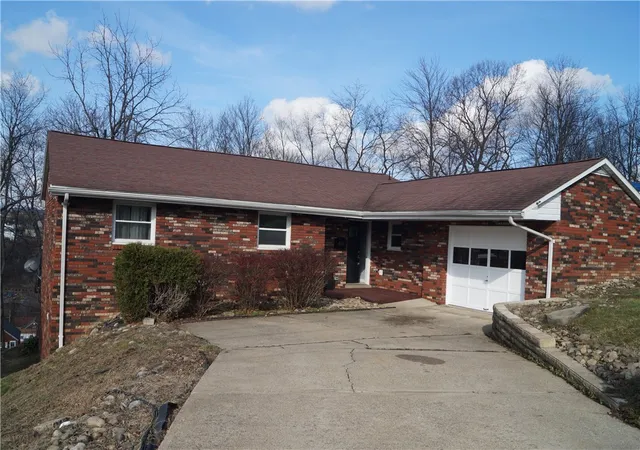 Homes for sale in Jeannette, PA | 412 Jane St, Jeannette, PA 15644 | MLS# 1742678